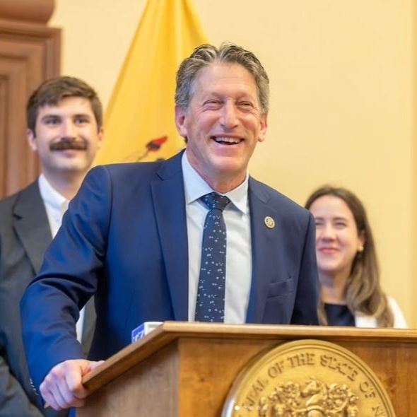Zwicker, Burzichelli Statement on NJ Public Broadcasting Plan